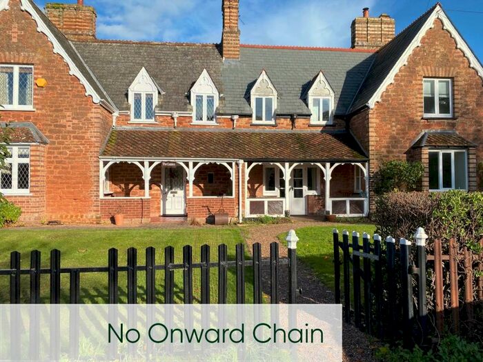 3 Bedroom Terraced House For Sale In Poltimore, Exeter, EX4