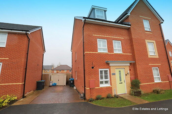 3 Bedroom Town House For Sale In Kennet Grove, Coxhoe, DH6