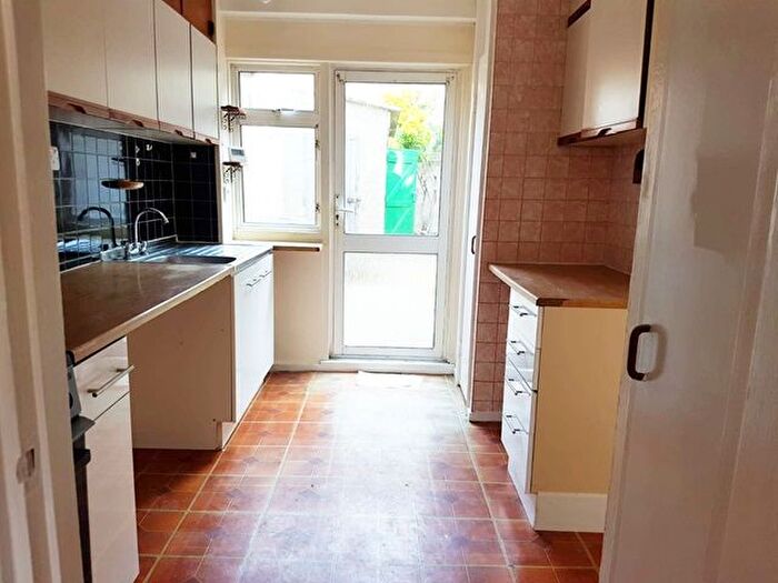 3 Bedroom End Of Terrace House To Rent In Belstedes, Basildon, SS15