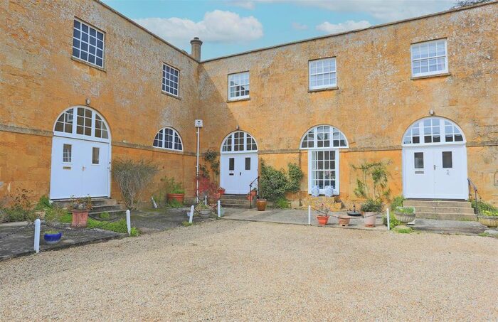 3 Bedroom Property For Sale In Brettingham Court, Hinton St. George, TA17