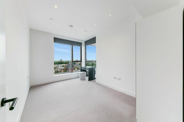 2 Bedroom Flat To Rent In Dawson Street, Hoxton, London, E2