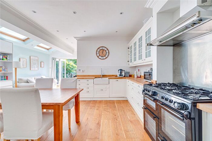 3 Bedroom Flat To Rent In Colwith Road, London, W6