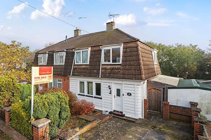 3 Bedroom Semi-Detached House To Rent In Chesham, Bukinghamshire, HP5