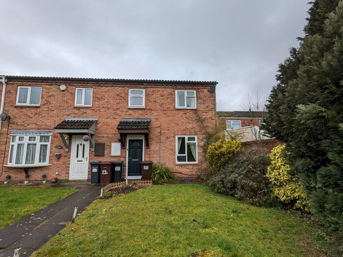 3 Bedroom End Of Terrace House To Rent In Rodney Road, Solihull, West Midlands, B92