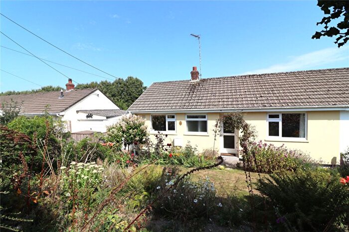 2 Bedroom Bungalow For Sale In Chanters Hill, Barnstaple, EX32
