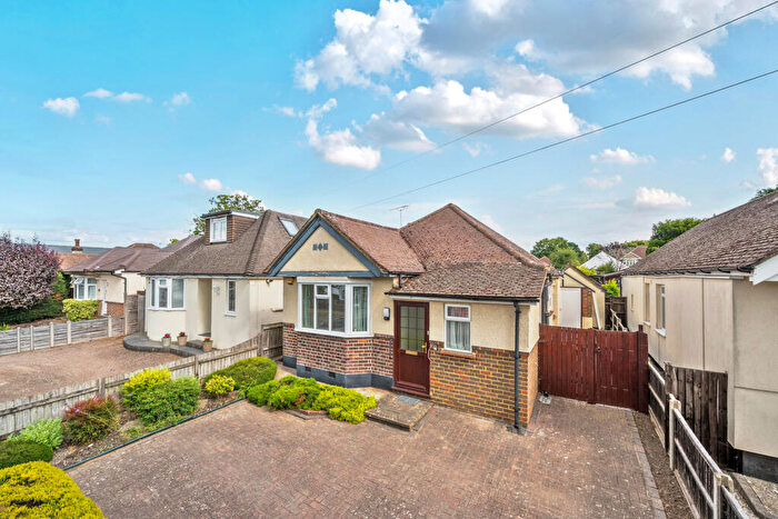 3 Bedroom Bungalow For Sale In Woodlands Avenue, West Byfleet, KT14