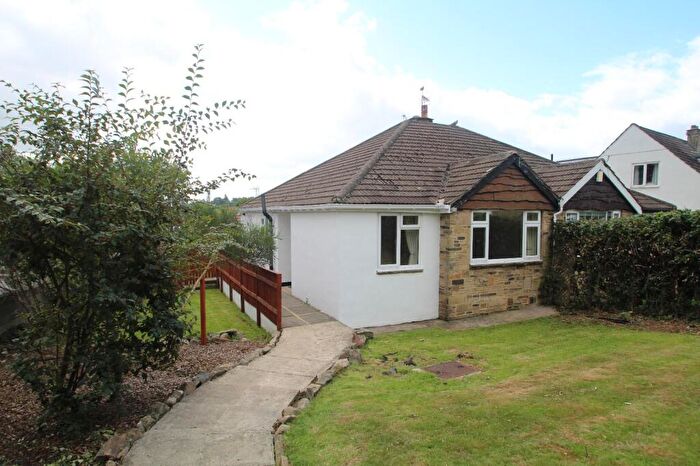 2 Bedroom House To Rent In The Close, East Keswick, Leeds, West Yorkshire, Uk, LS17