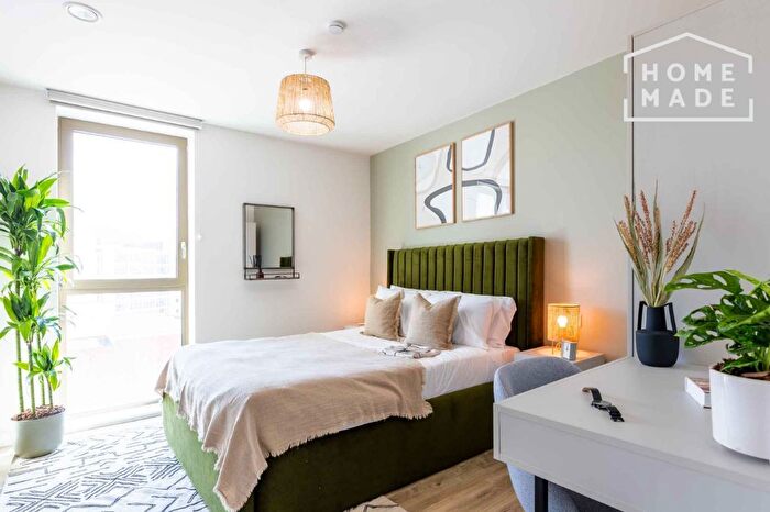 3 Bedroom Flat To Rent In Sheffield, S1
