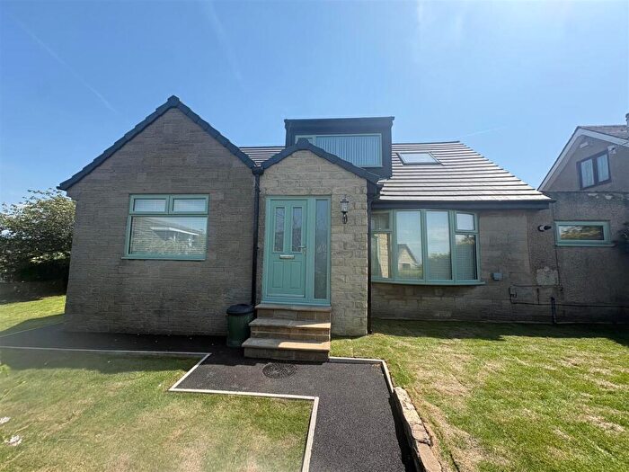 5 Bedroom Link Detached House For Sale In Snape Drive, Horton Bank Top, Bradford, BD7