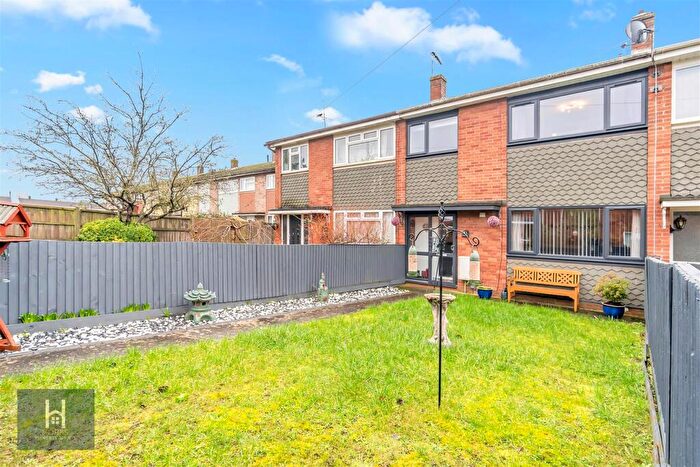 3 Bedroom Terraced House For Sale In Sunningdale, Yate, BS37