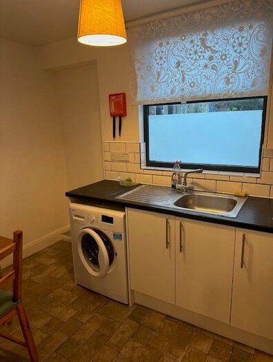 2 Bedroom Flat To Rent In Hither Green Lane, London, SE13