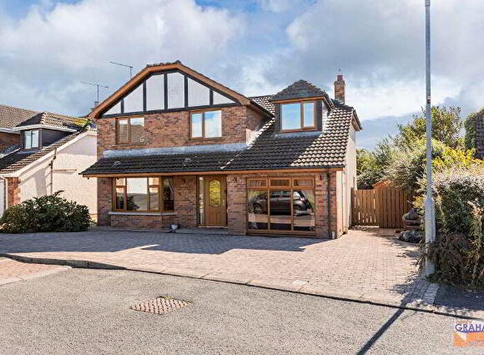 4 Bedroom Detached House For Sale In Riverdale, Hillsborough, BT26