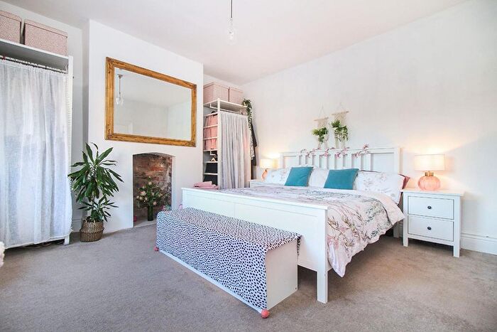 3 Bedroom Terraced House For Sale In North View, Cullercoats, North Shields, NE30