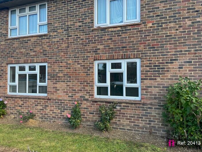 1 Bedroom Apartment To Rent In Townfield, Billingshurst, RH14