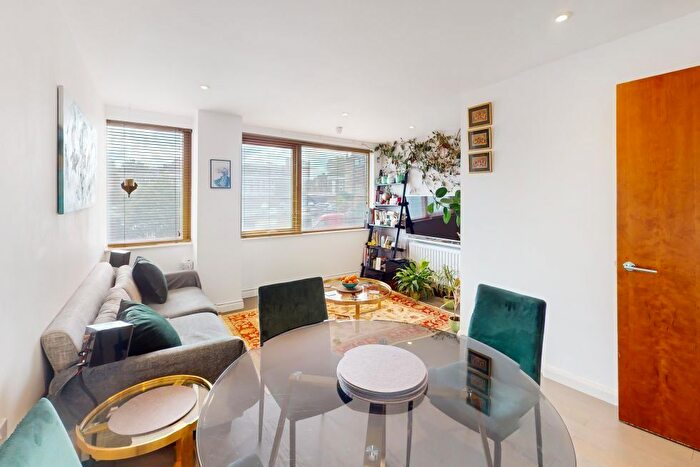 1 Bedroom Flat To Rent In Somerston House, St Pancras Way, Camden / Kings Cross, NW1