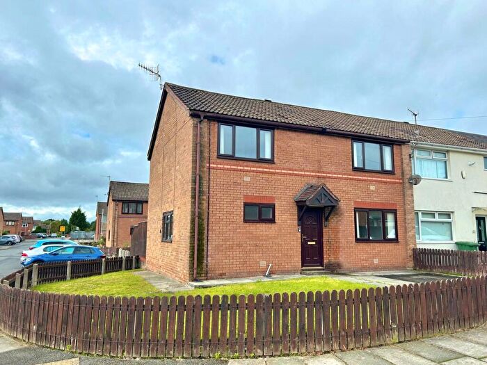 4 Bedroom End Of Terrace House For Sale In Newark Close, Prenton, Merseyside, CH43