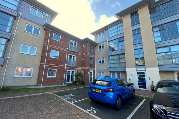 2 Bedroom Apartment To Rent In Hollinshead House, Bailey Avenue, Lytham St Annes, FY8