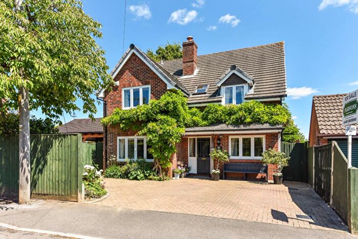 4 Bedroom Detached House For Sale In Waltham Chase, SO32
