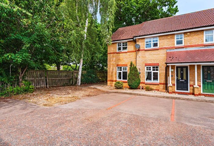 4 Bedroom End Of Terrace House For Sale In Wilks Farm Drive, Sprowston, NR7