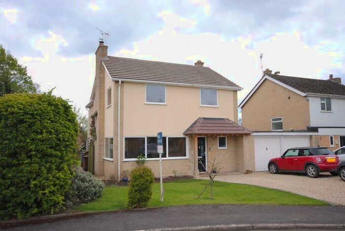 4 Bedroom Detached House For Sale In Charney Bassett, OX12