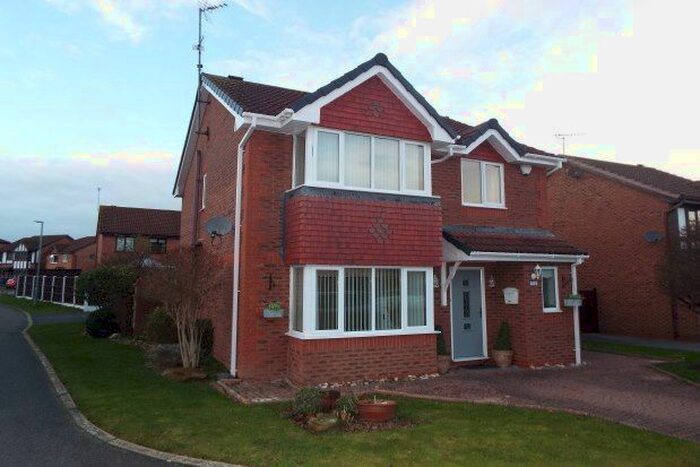 4 Bedroom Detached House To Rent In Rhodfa Criccieth, Rhyl, LL18