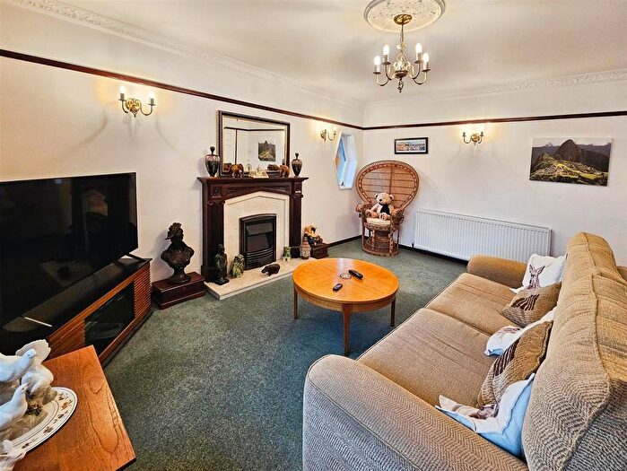 2 Bedroom Detached Bungalow For Sale In Conway Road, Knypersley, Stoke-On-Trent, ST8