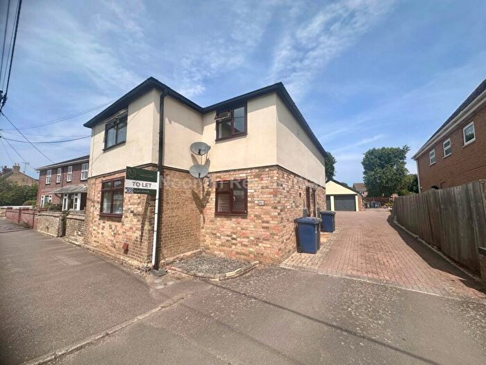 2 Bedroom Flat To Rent In The Highway, Great Staughton, PE19