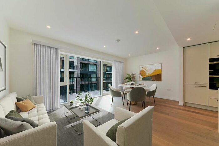 2 Bedroom Flat To Rent In Savoy House, Chelsea Creek, London, SW6