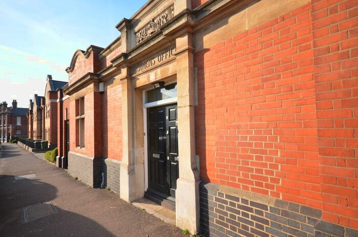 1 Bedroom Flat To Rent In Woodyates Road, London, SE12