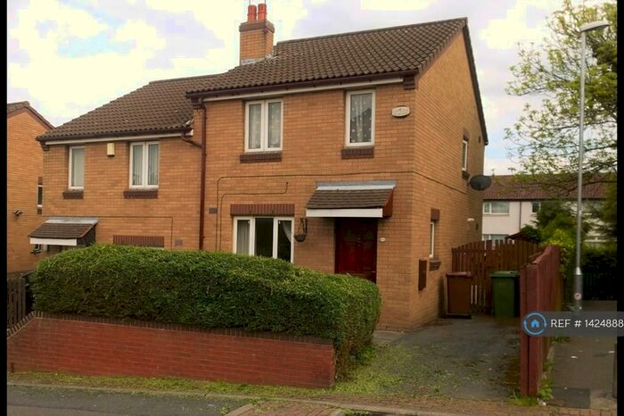 2 Bedroom Semi-Detached House To Rent In Buller Close, Leeds, LS9