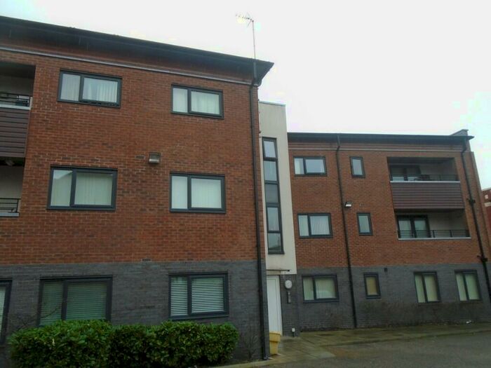 2 Bedroom Flat To Rent In Thornton Road, Bootle, Merseyside, L20