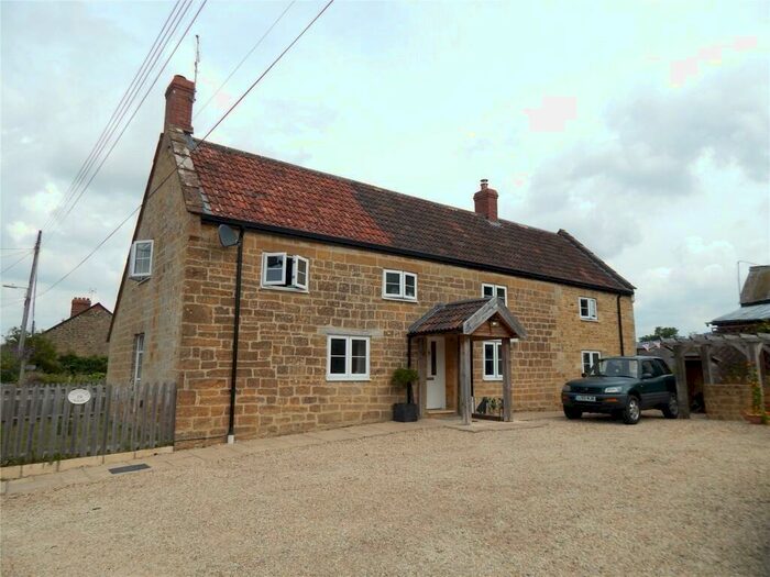 4 Bedroom Detached House To Rent In Vicarage Street, Tintinhull, Yeovil, Somerset, BA22