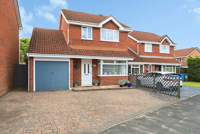 3 Bedroom Detached House For Sale In Cornmill Grove, Perton, Wolverhampton, WV6