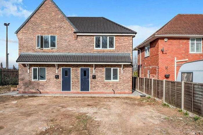 2 Bedroom Semi-Detached House To Rent In Great North Road, Woodlands, Doncaster, South Yorkshire, DN6