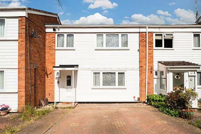3 Bedroom Terraced House To Rent In Maidenhead, Berkshire, SL6