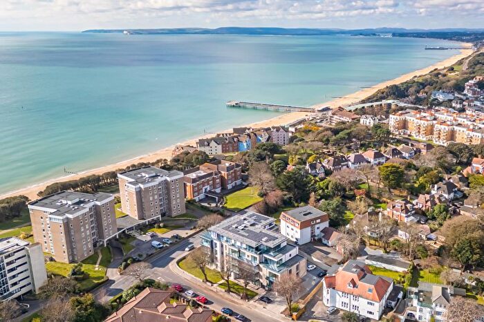1 Bedroom Flat For Sale In Reef Manor, Wollstonecraft Road, Bournemouth, BH5