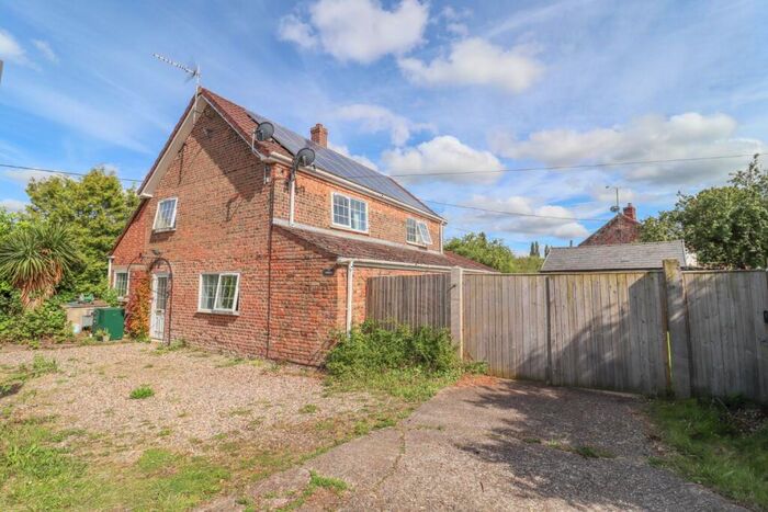 3 Bedroom Detached House For Sale In Stow Road, King's Lynn, PE34