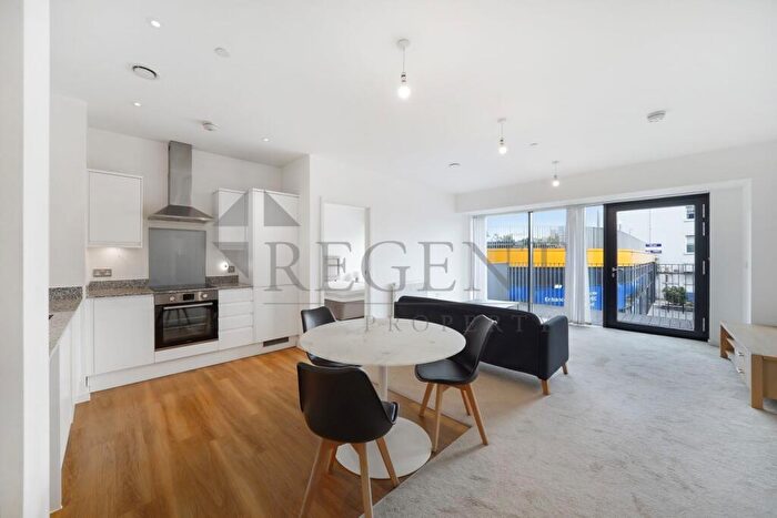 2 Bedroom Apartment To Rent In Valentines House, Ilford Hill, IG1