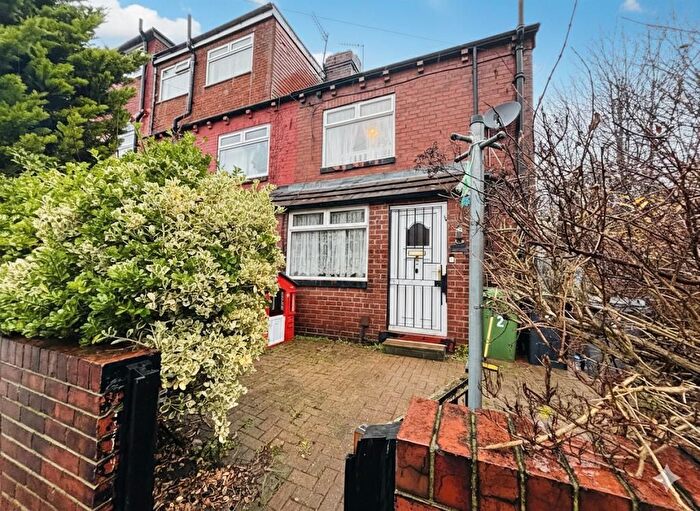 2 Bedroom End Terrace House For Sale In Arley Terrace, Armley, Leeds, LS12