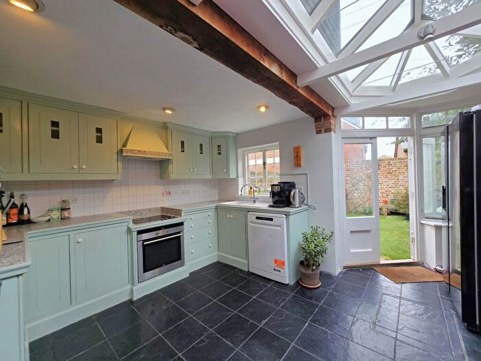 3 Bedroom Town House For Sale In Broad Street, Canterbury, CT1