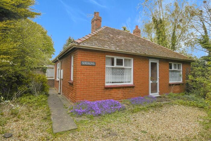 3 Bedroom Detached Bungalow For Sale In Eaudyke Road, Friskney, Boston, PE22