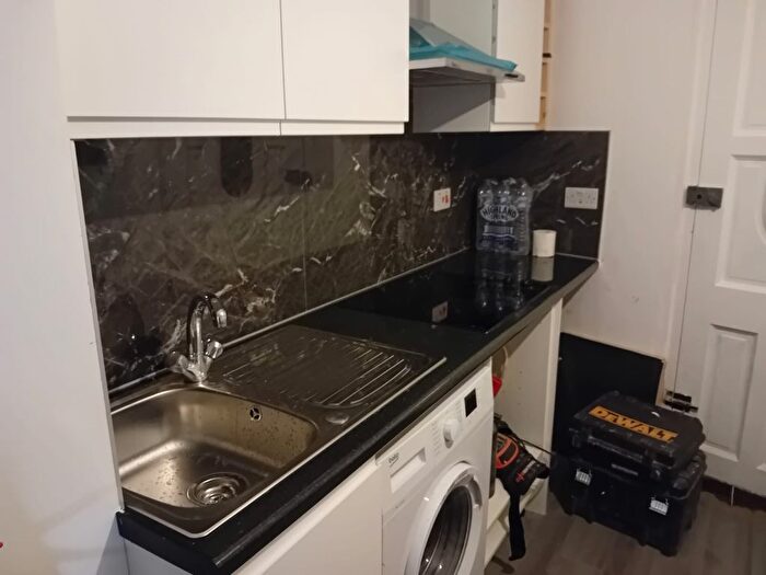 1 Bedroom Flat To Rent In Acre Lane, London, SW2