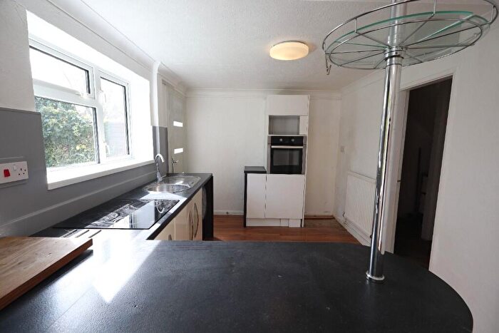 3 Bedroom Terraced House To Rent In Dogsthorpe, Peterborough, Cambridgeshire, PE1