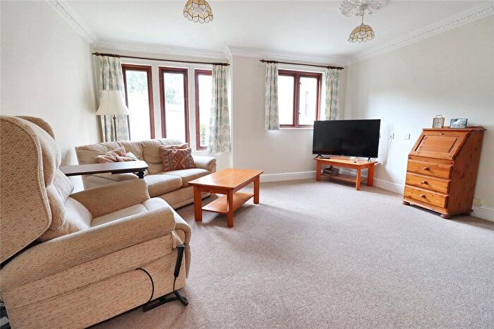 1 Bedroom Apartment For Sale In Minerva Court, Bathwick, Bath, BA2