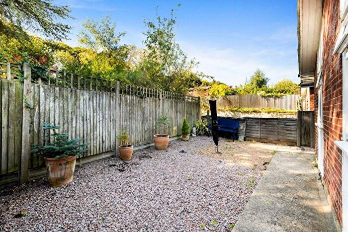 2 Bedroom Detached Bungalow For Sale In Stonehall Road, Lydden, Dover, CT15