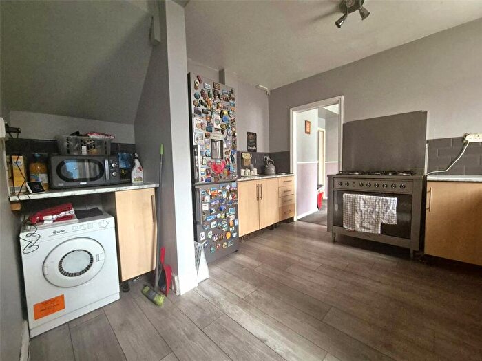 3 Bedroom Terraced House For Sale In Arnside Road, Nottingham, Nottinghamshire, NG5