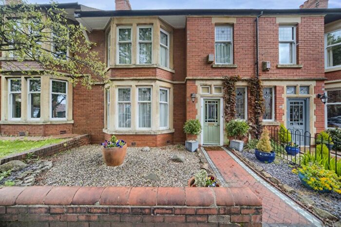 4 Bedroom Terraced House For Sale In Llwyn-y-grant Place, Pen Y Lan, Cardiff, CF23