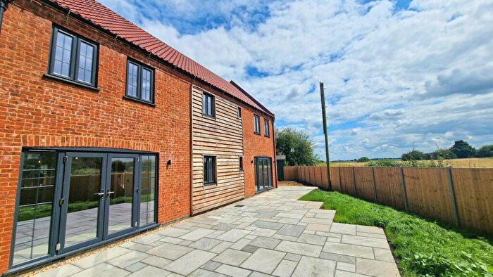 4 Bedroom House For Sale In Dowsdale Bank, Shepeau Stow, Shepeau Stow, PE12