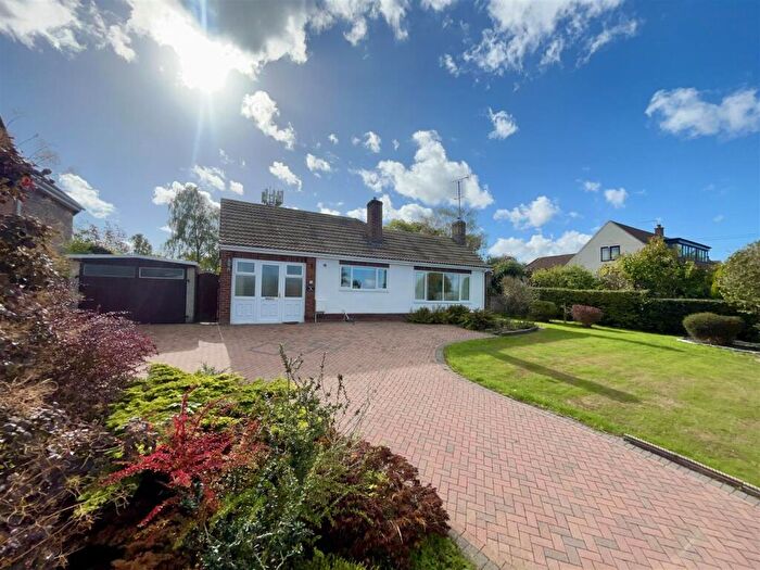 4 Bedroom Detached Bungalow For Sale In Danesfield Drive, Leominster, HR6