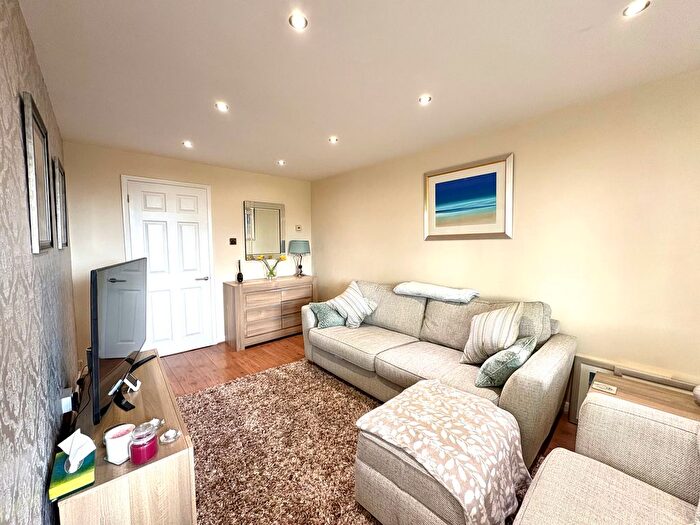 2 Bedroom Flat To Rent In Old Vicarage Lane, Hartford, Northwich, CW8